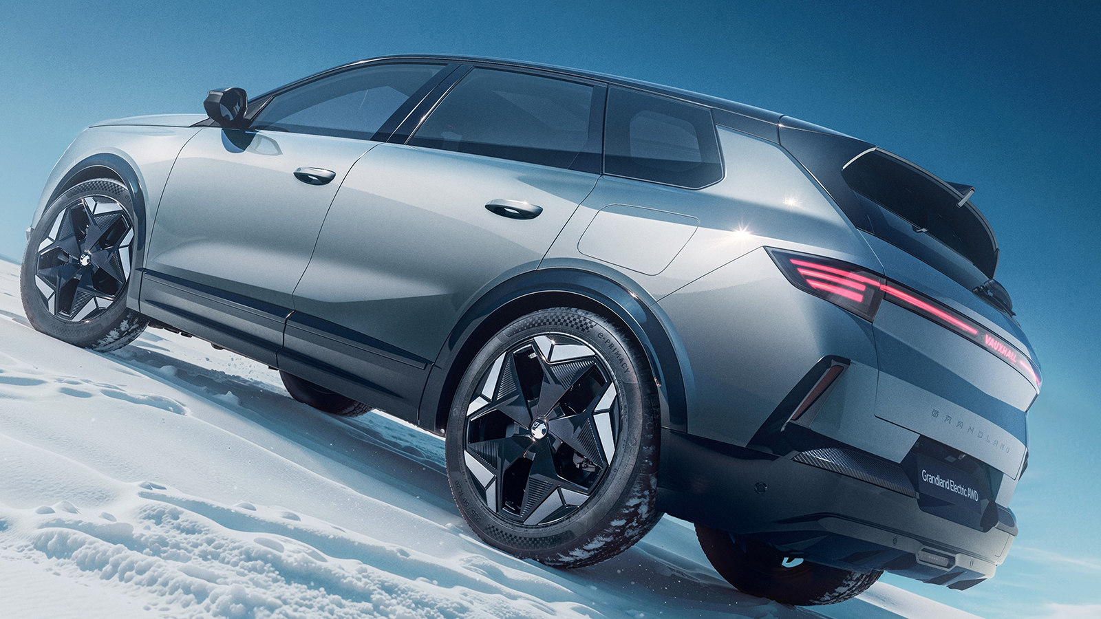 Ντεμπούτο για το Opel Grandland Electric AWD με 325 άλογα